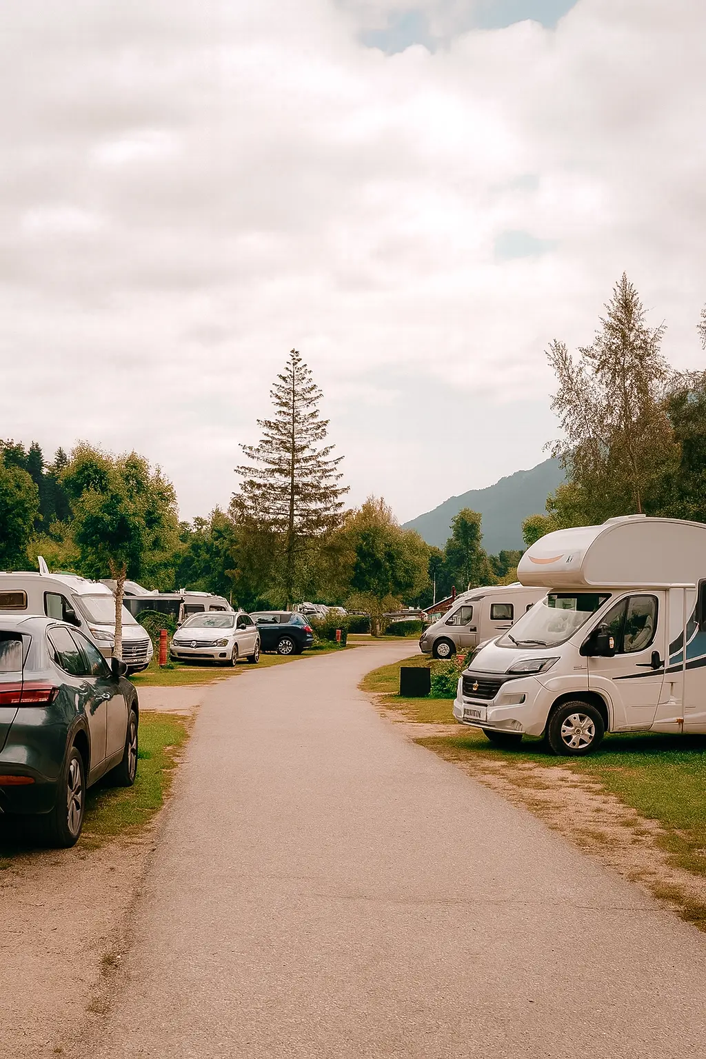 Weg am Camping Olympia Toblach