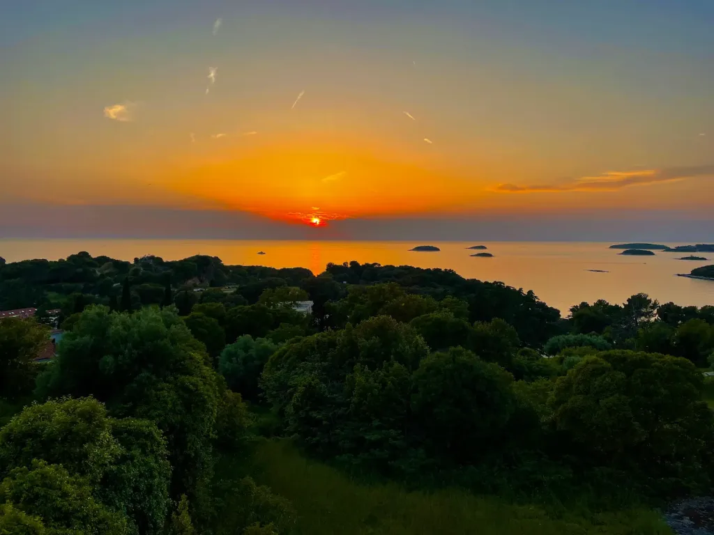 Blick von Vrsar aufs Meer
