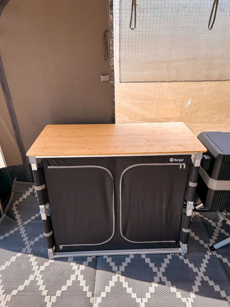 Berger Deluxe Küchenbox im aufgebauten Zustand